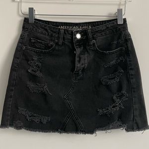 American Eagle Outfitters Black Distressed Denim Mini Skirt Size 0